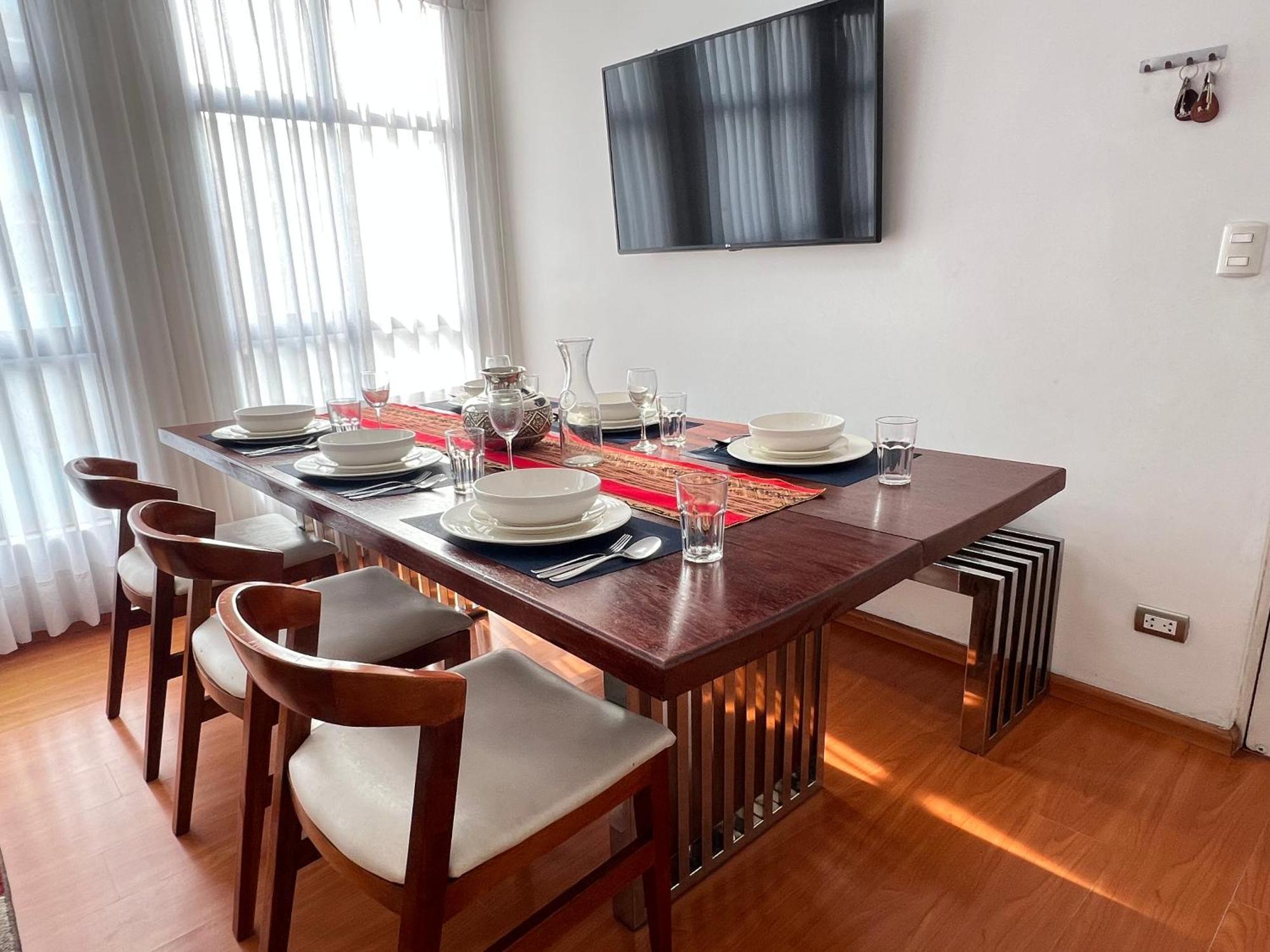 Downtown Lima Apt With May Promo Book & Save Big ภายนอก รูปภาพ