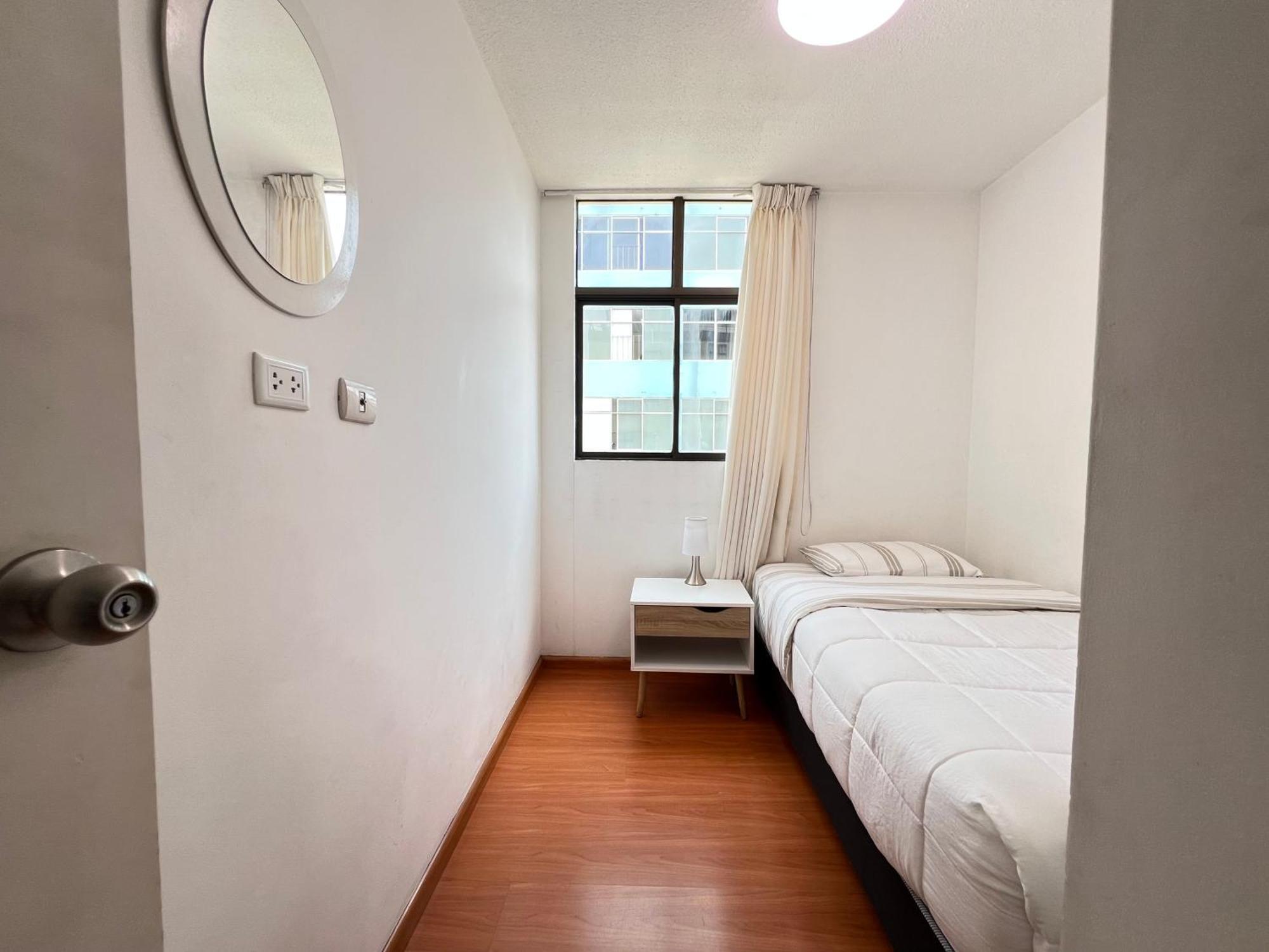 Downtown Lima Apt With May Promo Book & Save Big ภายนอก รูปภาพ