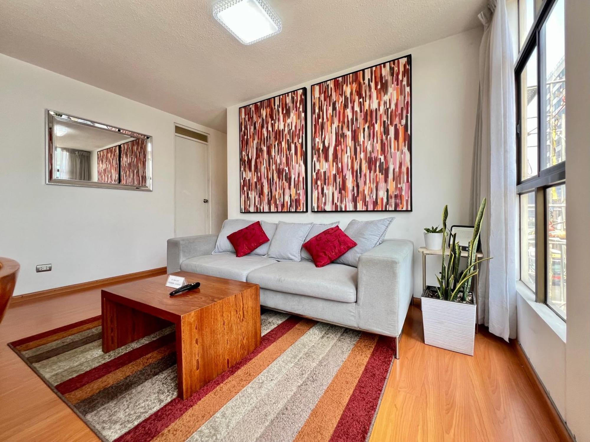 Downtown Lima Apt With May Promo Book & Save Big ภายนอก รูปภาพ