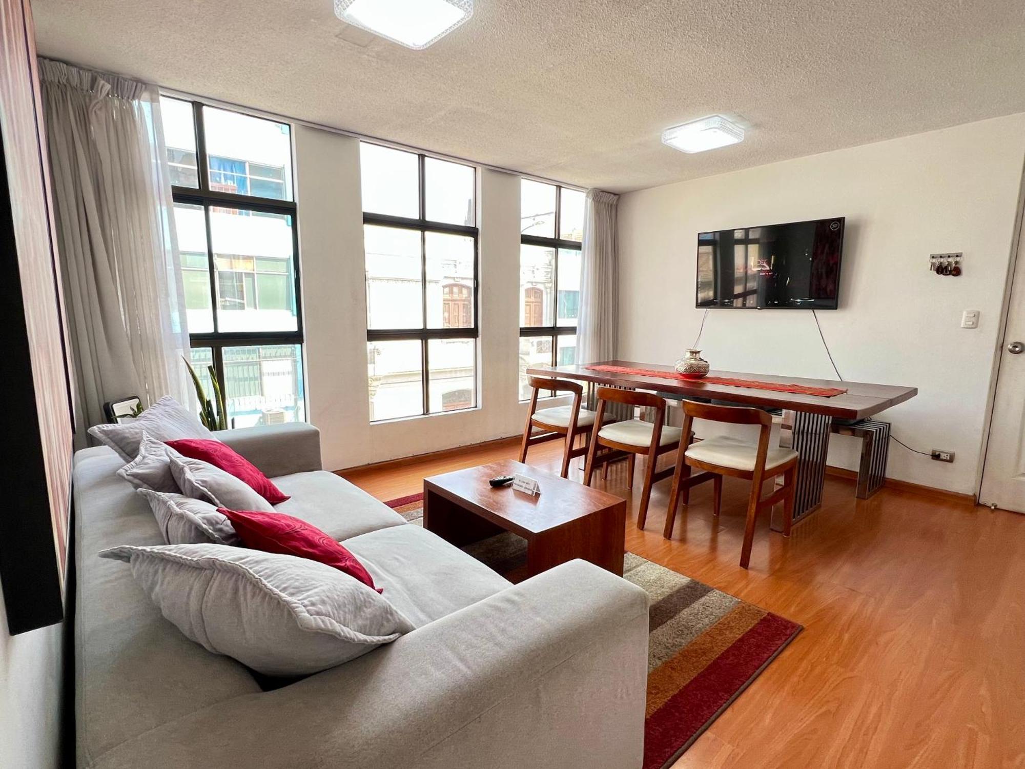Downtown Lima Apt With May Promo Book & Save Big ภายนอก รูปภาพ